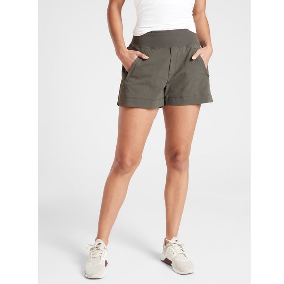 Athleta Pants - Athleta Trekkie North Short Mountain Olive Women's Size 4 Hiking Active Shorts